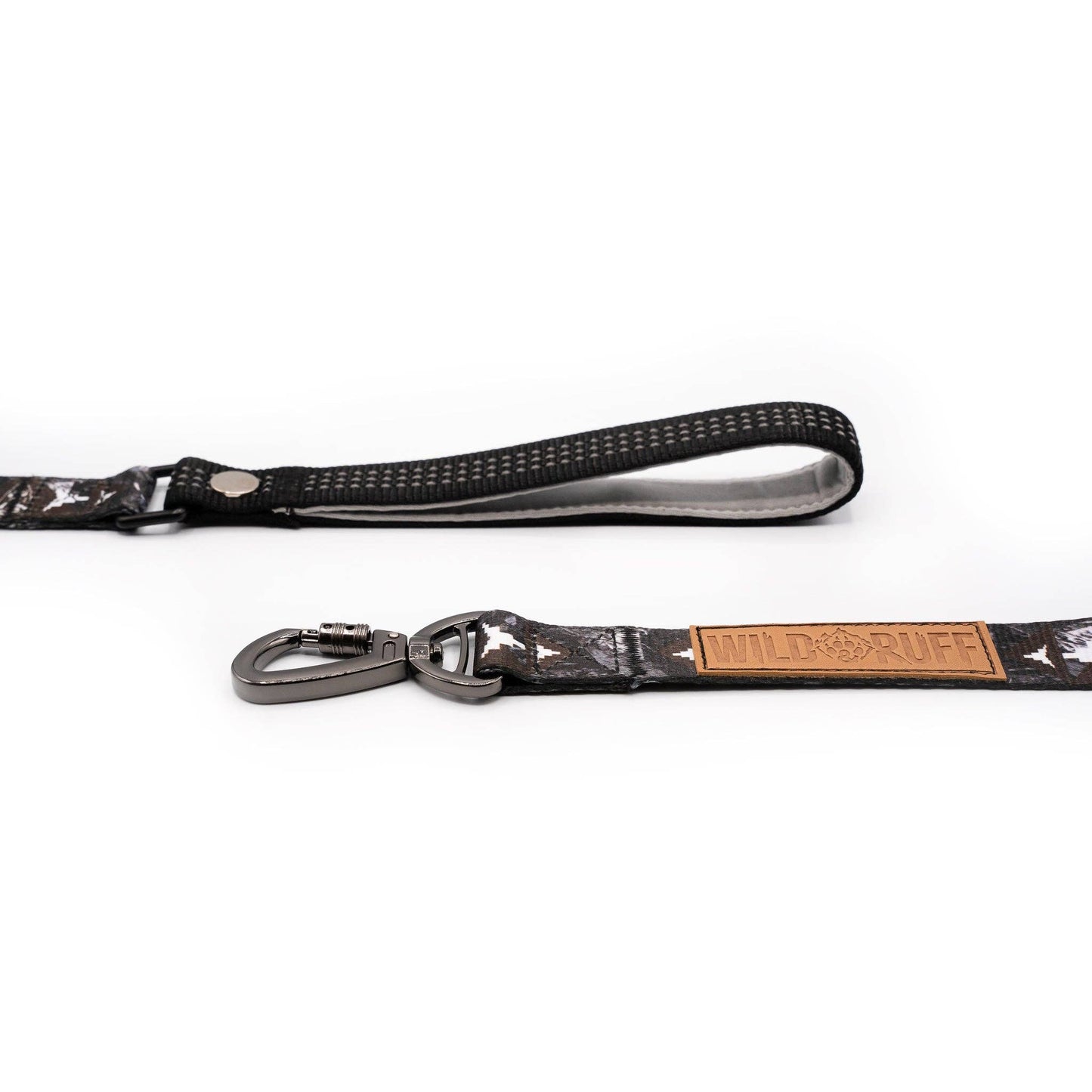 Obsidian Leash - Black and White: Large