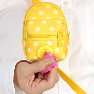2-in-1 Soft Poop Bag Dispenser Treat Bag Mini Backpack